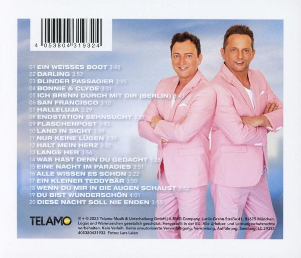CD-Cover mit zwei Männern in rosa Anzügen mit Titelliste.