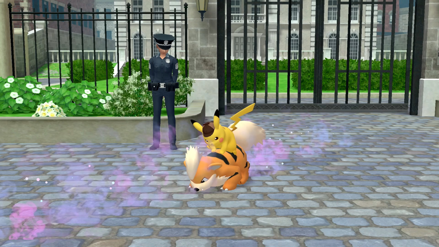 Pokemon met een politieagent, in een stedelijke omgeving.