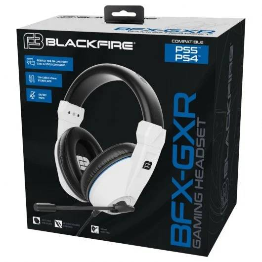 Auriculares gaming en caja. Diseño blanco y negro, con micrófono. Compatible con PS5/PS4.