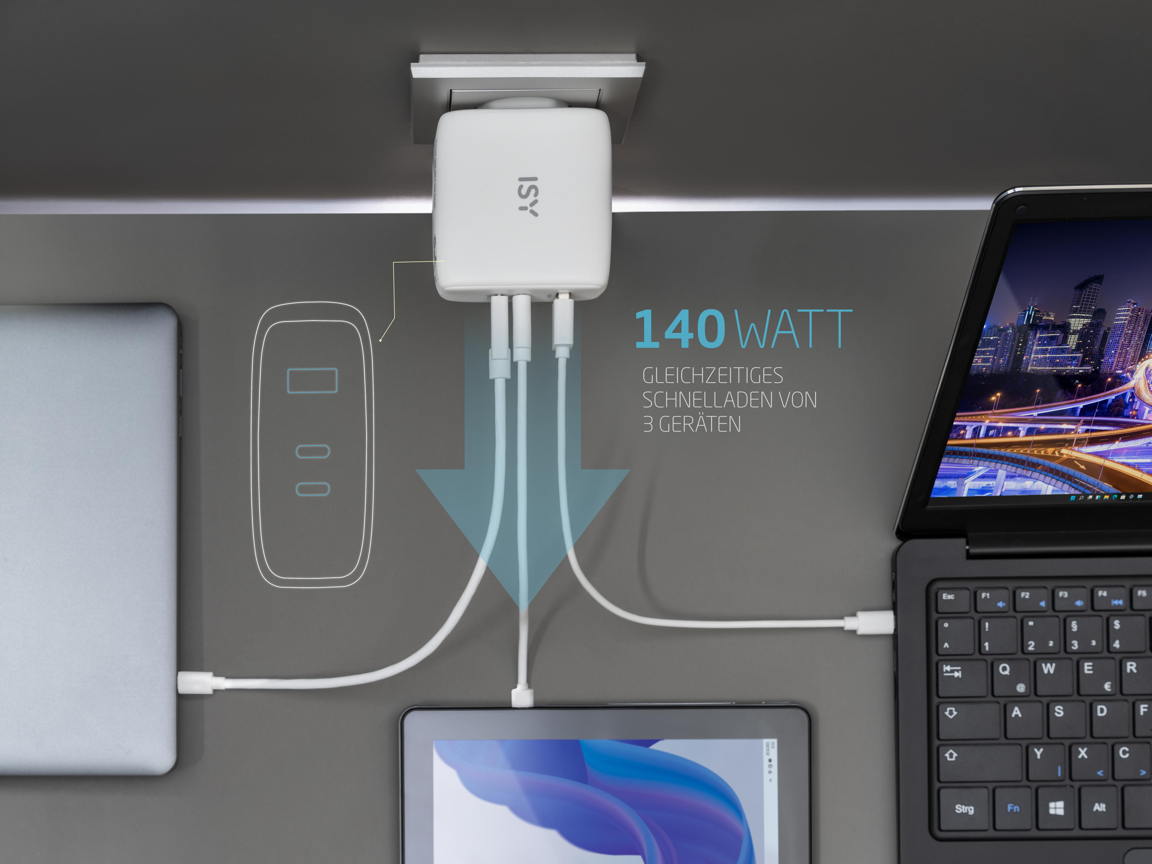 Weißes Netzteil mit drei USB-Kabeln, an Geräte angeschlossen.