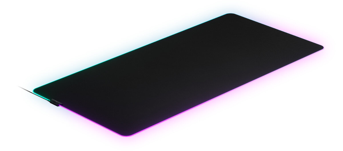 Czarna prostokątna podkładka pod mysz z świecącą krawędzią, która przechodzi od turkusu do fioletu na białym tle.
