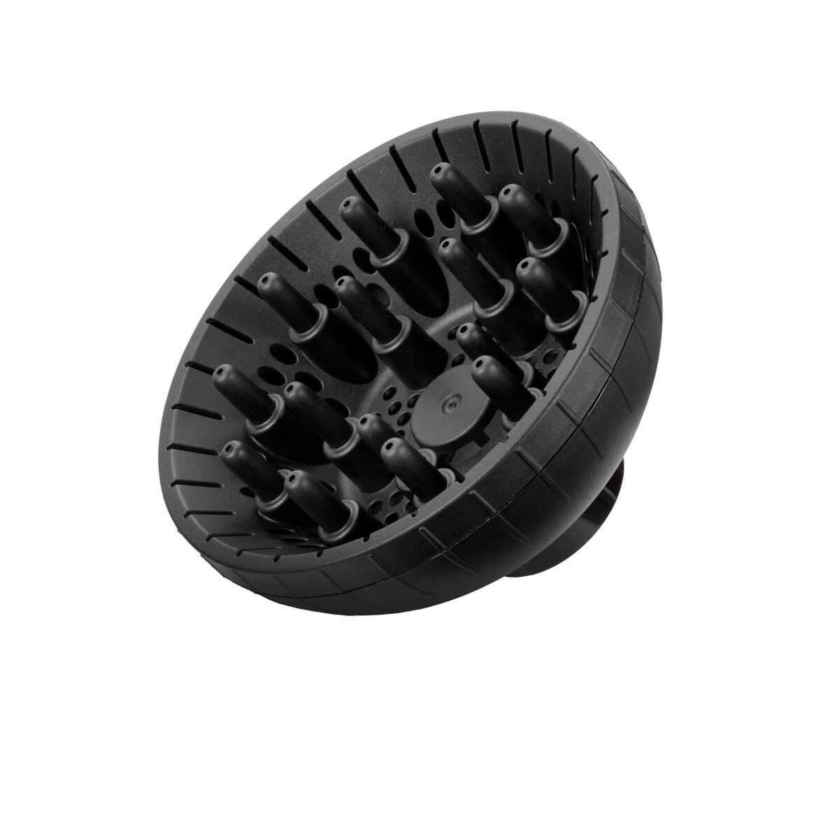 Czarny dyfuzor do suszarki do włosów na białym tle. Ma wiele małych otworów.