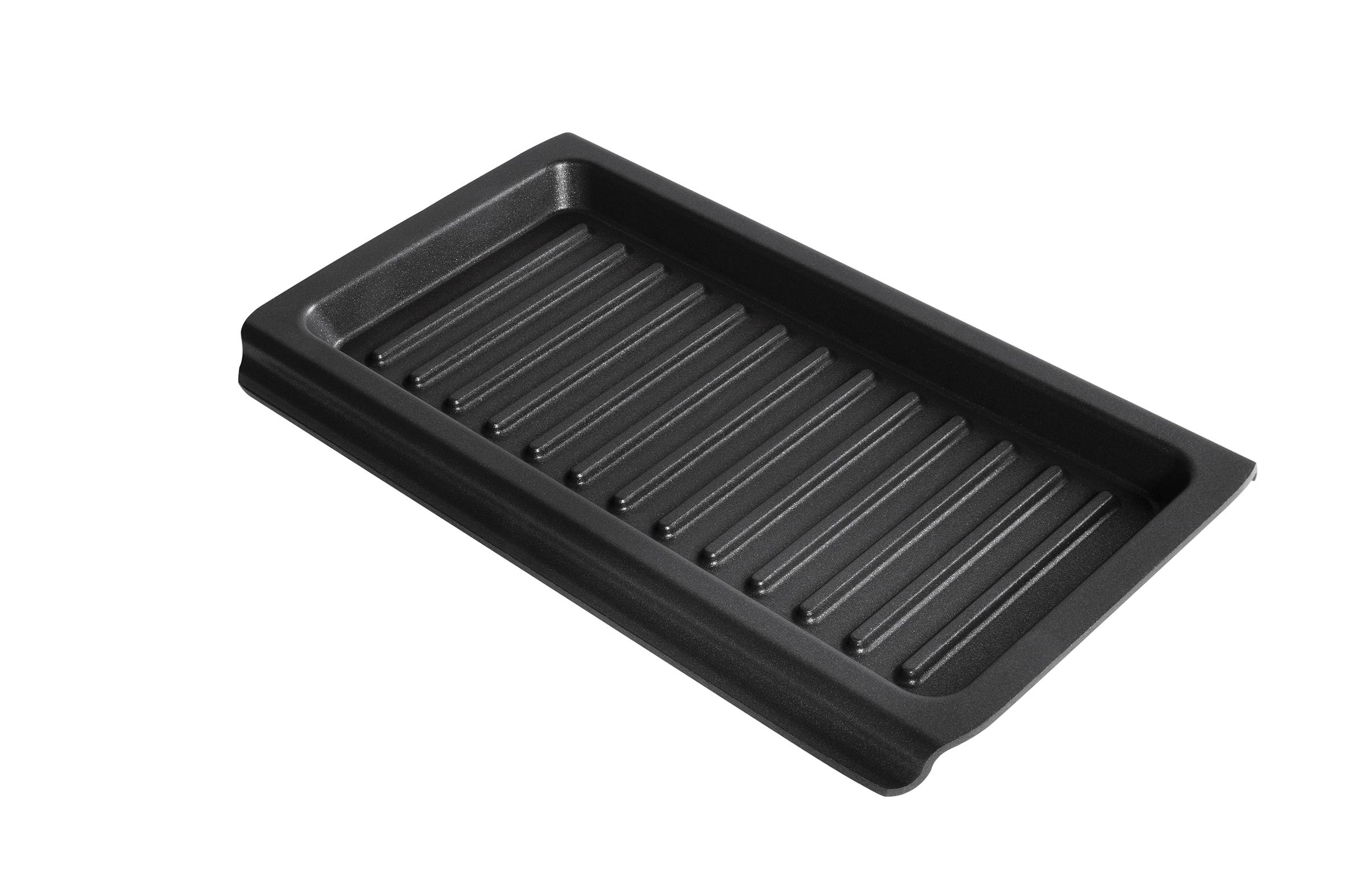 Eine schwarze rechteckige Schale mit Rillen, perfekt zum Halten von Gegenständen.