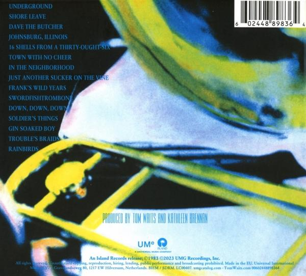 Rückseite einer CD mit Titelliste, Grafik und Text, mit weißem Hintergrund.