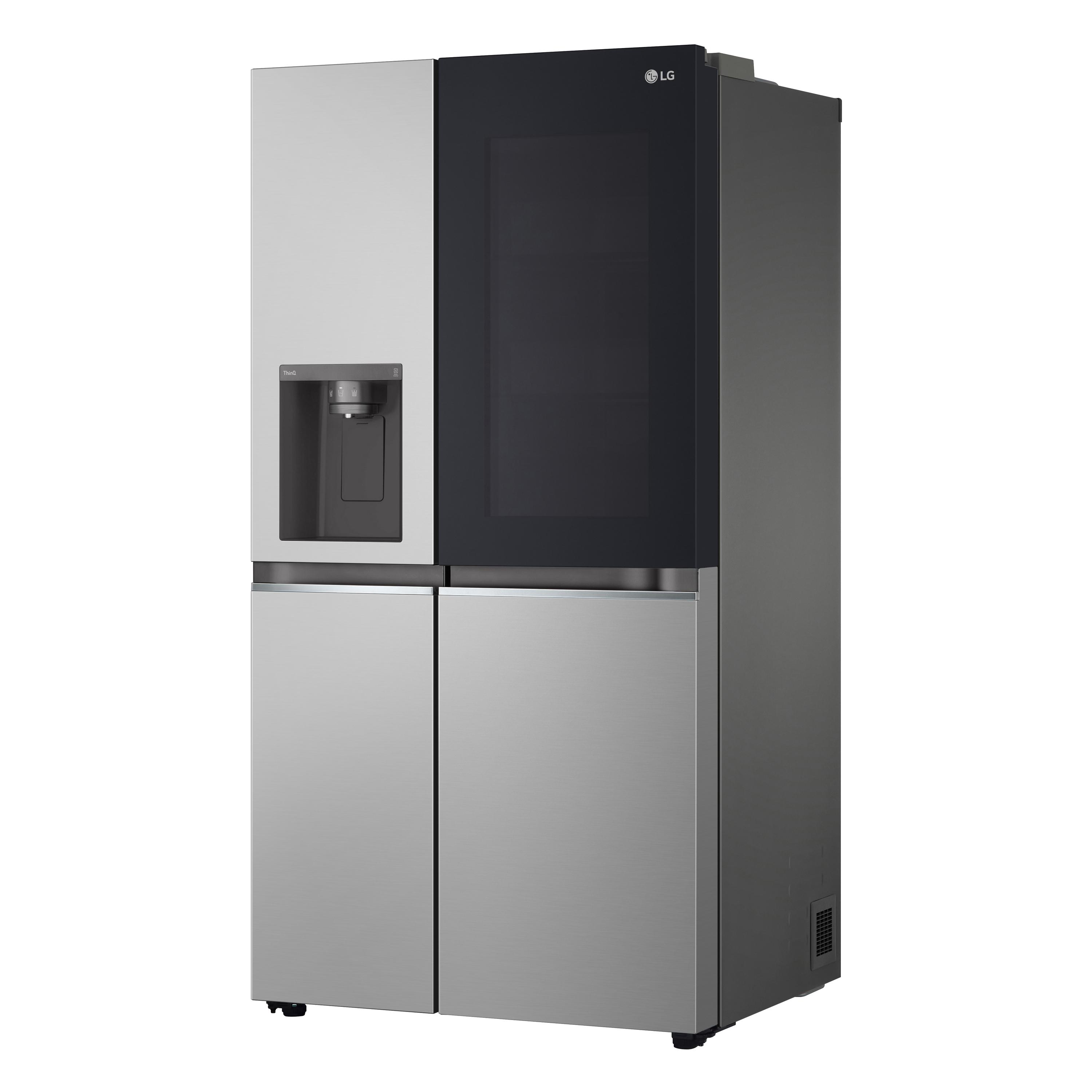 Ein moderner LG-Kühlschrank. Er hat zwei Türen oben und zwei Türen unten.