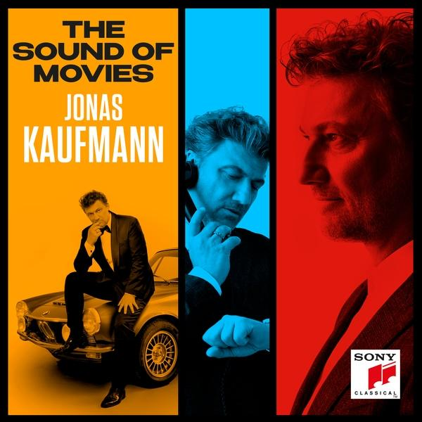 Album borító három panellel: Jonas Kaufmann egy autón, telefonon, és profilja a „Sound of Movies” szavakkal.