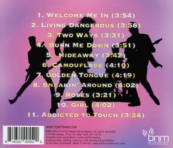Albumcover mit Bandsilhouetten, Titelliste und einem Barcode.