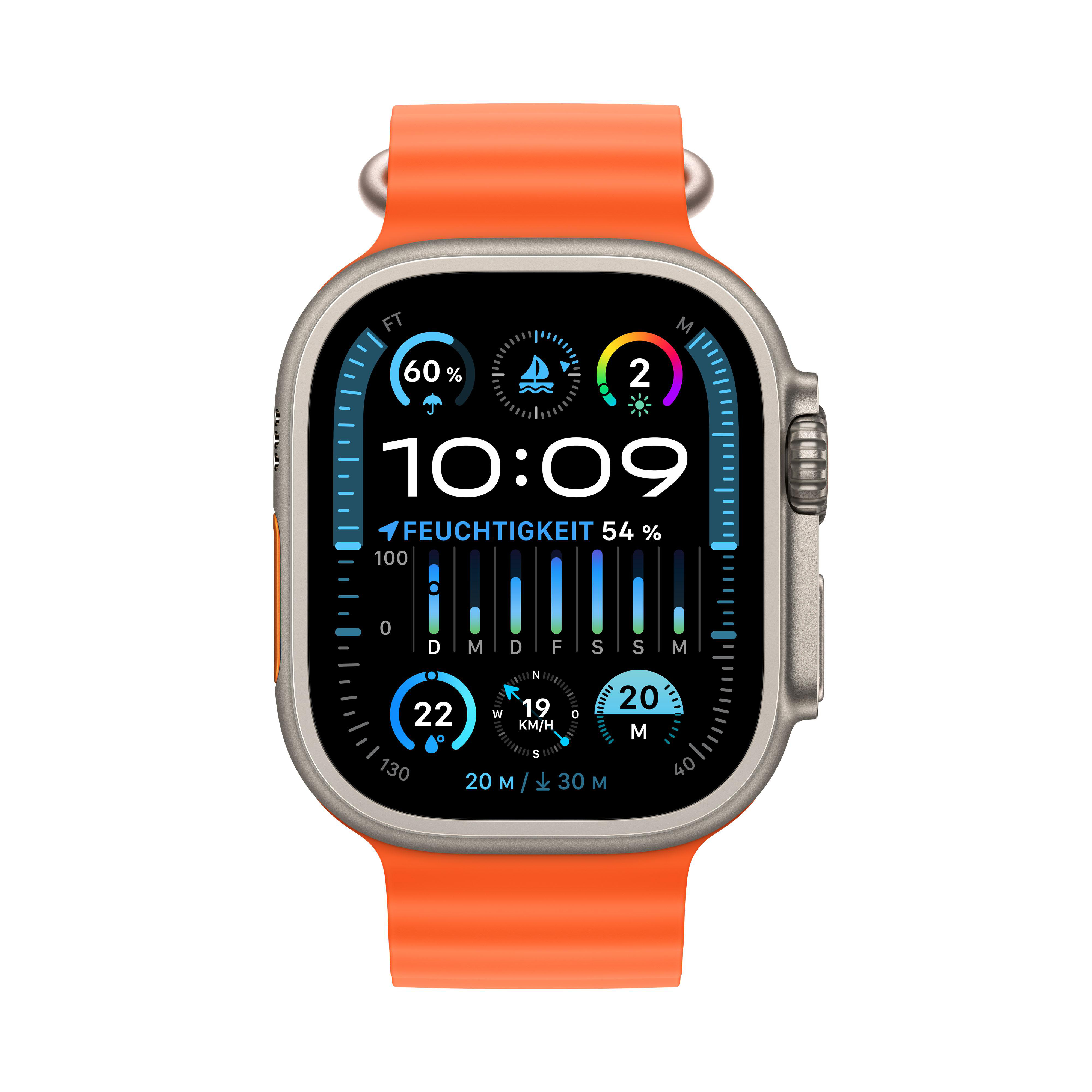 Silberne Apple Watch Ultra mit orangefarbenem Armband. Anzeige mit Zeit, Statistiken und Metriken.