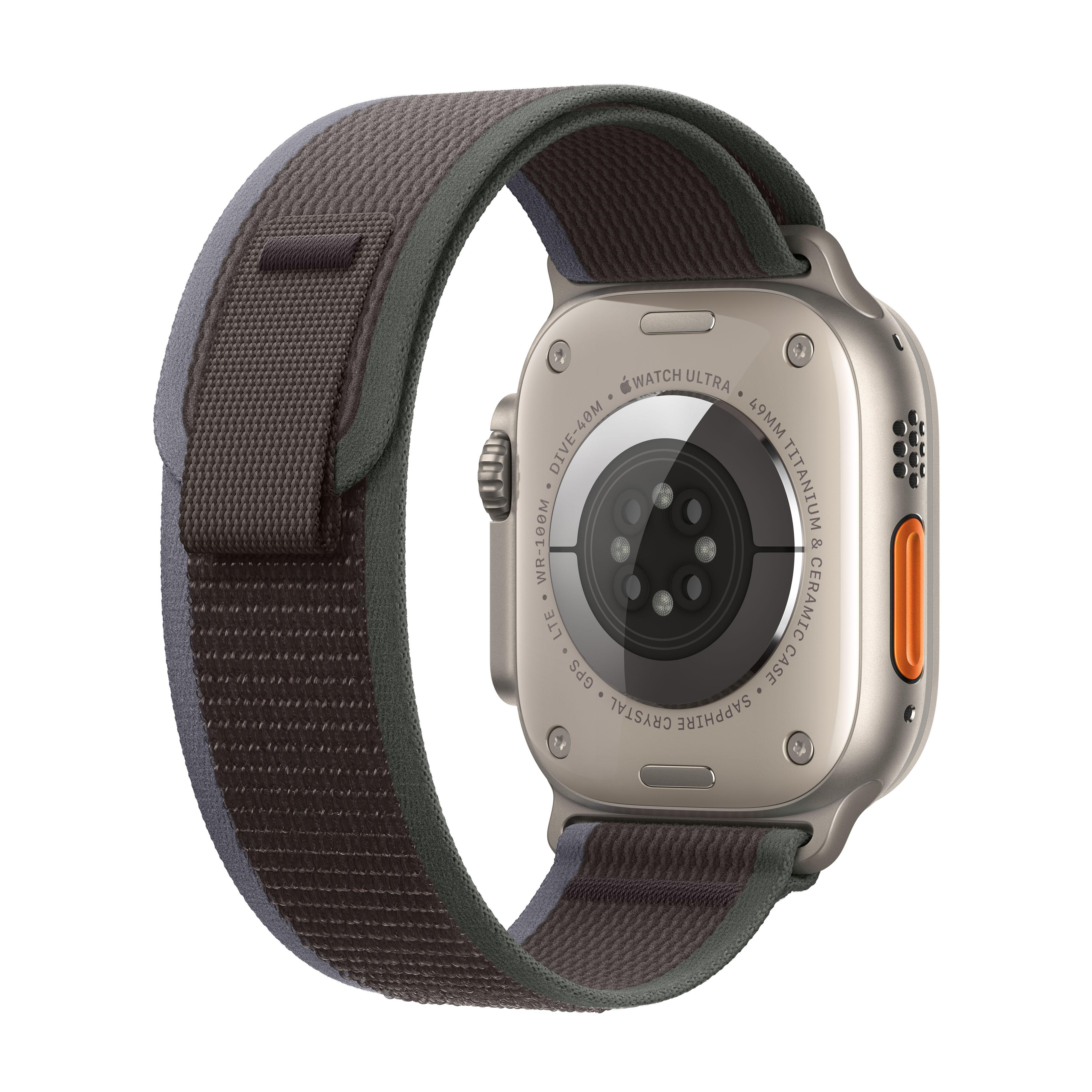 Apple Watch Ultra Rückseite: Titangehäuse, Sport Loop Armband und verschiedene Inschriften.