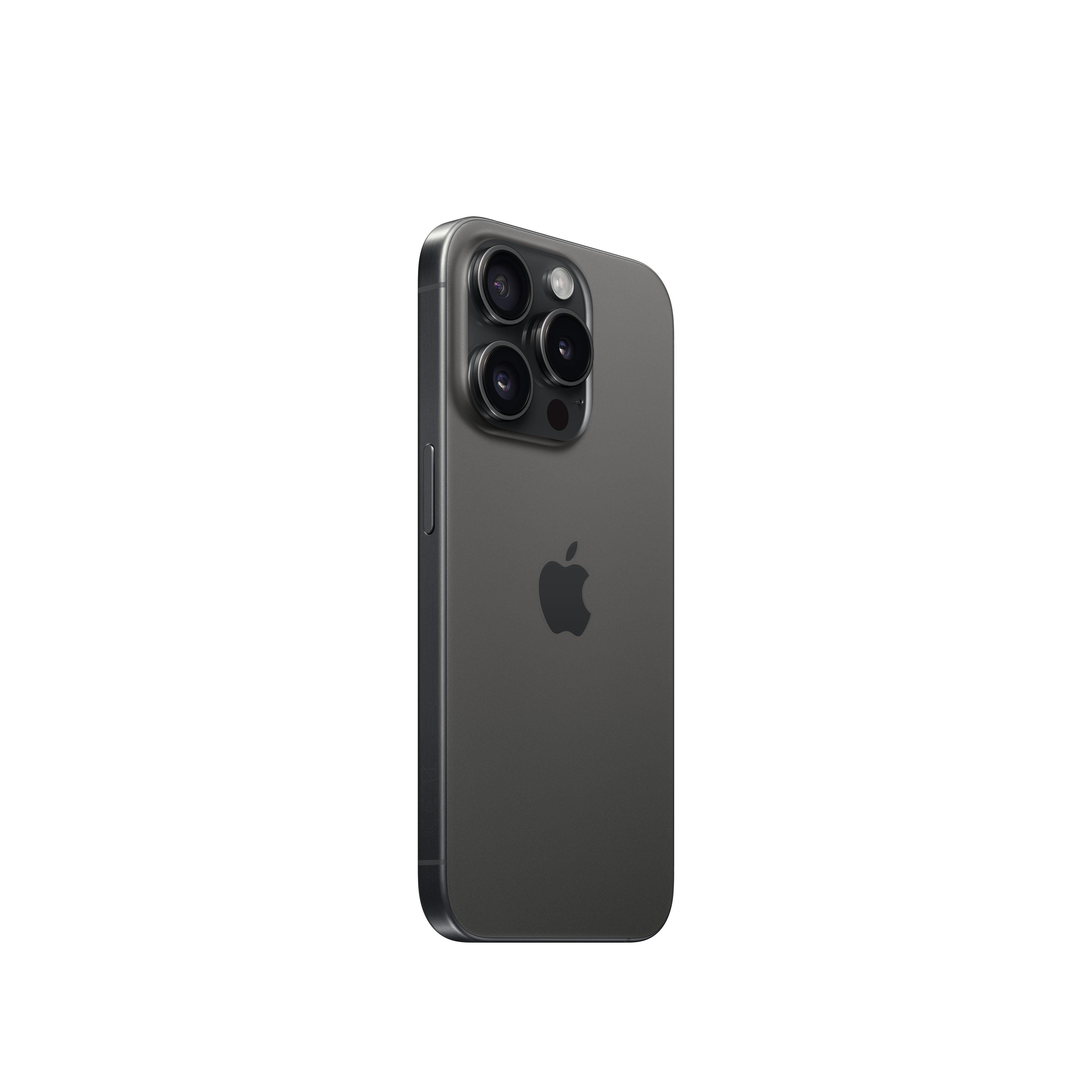 Die Rückseite eines dunkelgrauen iPhones mit drei Kameras und dem Apple-Logo. Das Telefon steht auf weißem Hintergrund.