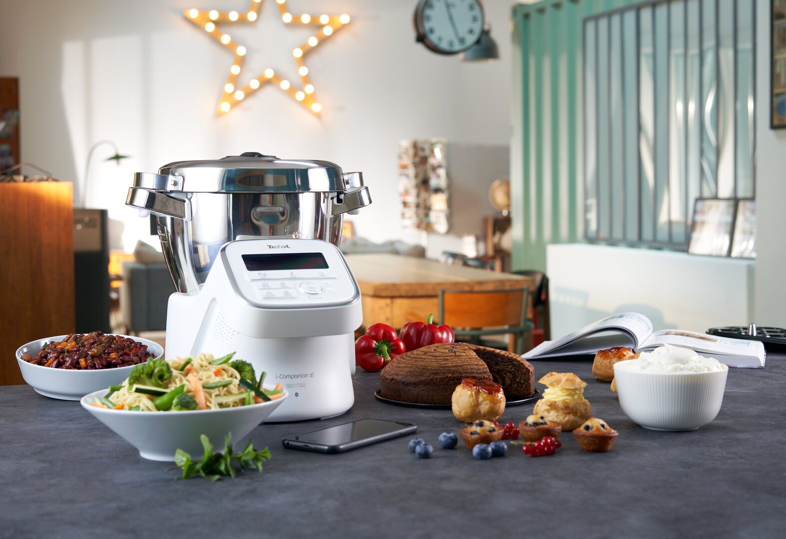Termorobot TEFAL i-Companion XL FE90B137 Biały