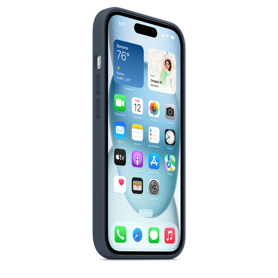 Un iPhone con una funda azul marino, mostrando la pantalla de inicio con iconos y widgets.