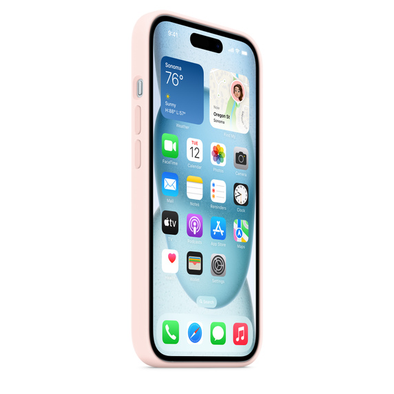 Smartphone con funda rosa mostrando pantalla de inicio con iconos de apps, fondo blanco.
