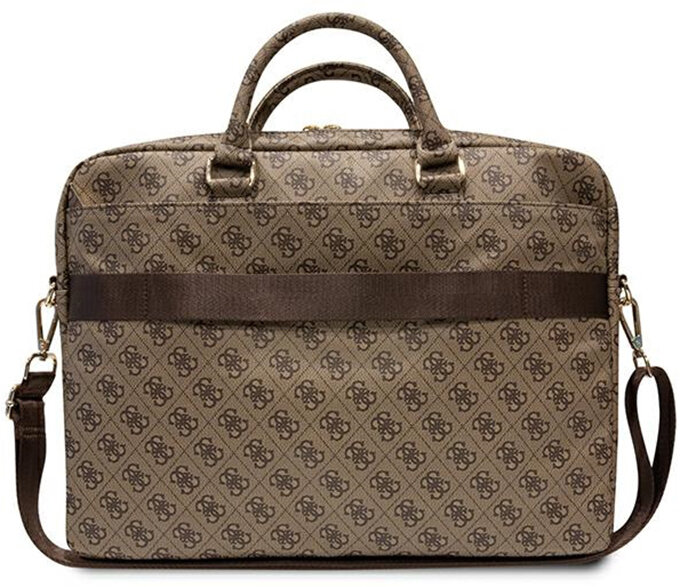 Brązowa torba Guess w wzory. Pasek na ramię i uchwyty. Białe tło.