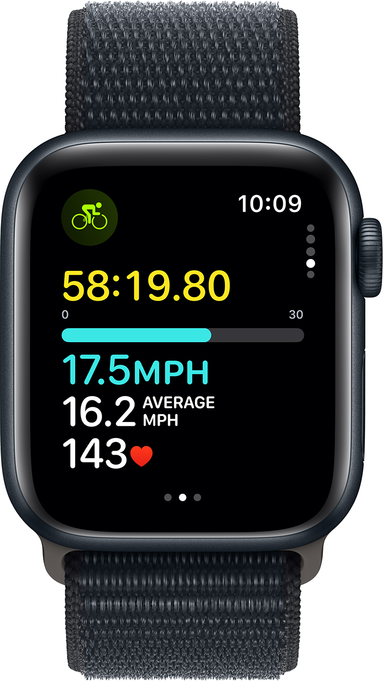Apple Watch képernyő kerékpározási adatokkal: idő, sebesség, pulzus. Sötét szíj. Fekete háttér.