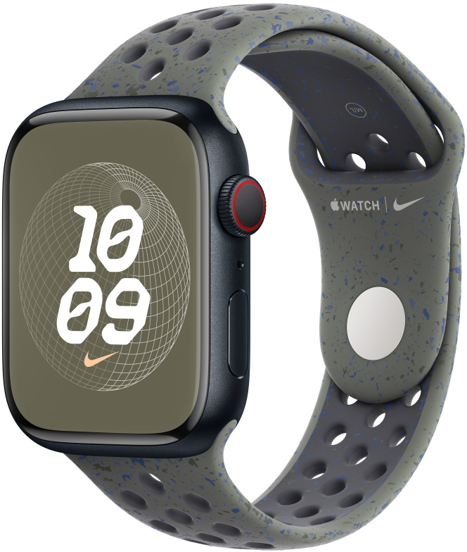 Apple Watch Nike szíjjal, az időt mutatja, és egy Nike logó látható a képernyőn.