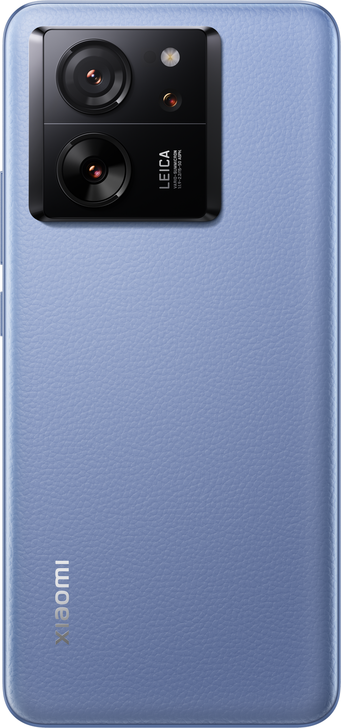 Un teléfono Xiaomi azul con dos cámaras traseras y el logo de Leica, visto desde atrás.