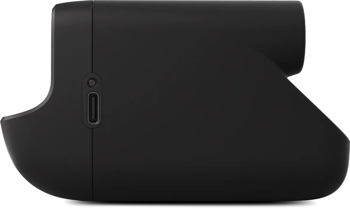 Schwarze Dashcam, Seitenansicht, mit USB-C-Anschluss.