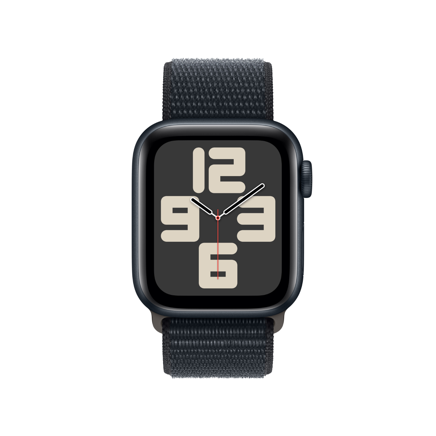 Een Apple Watch met een donkerblauwe band en een zwarte wijzerplaat die de tijd weergeeft.