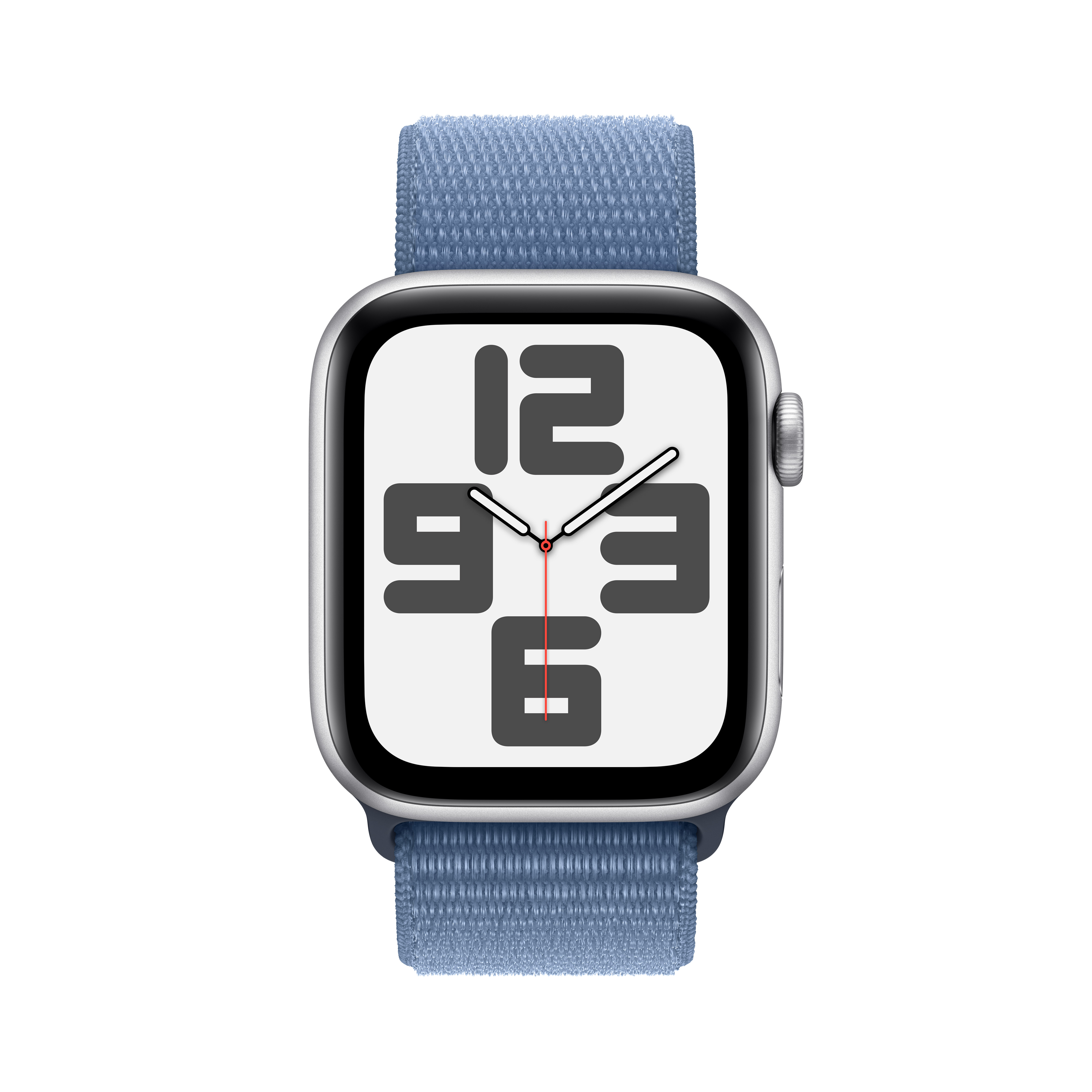Mavi kayışlı Apple Watch, dijital bir saat yüzü gösteriyor.