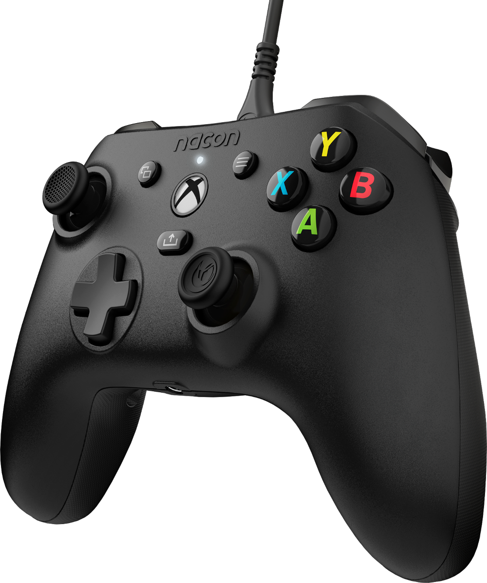Fekete Xbox kontroller gombokkal és csatlakoztatott kábellel.