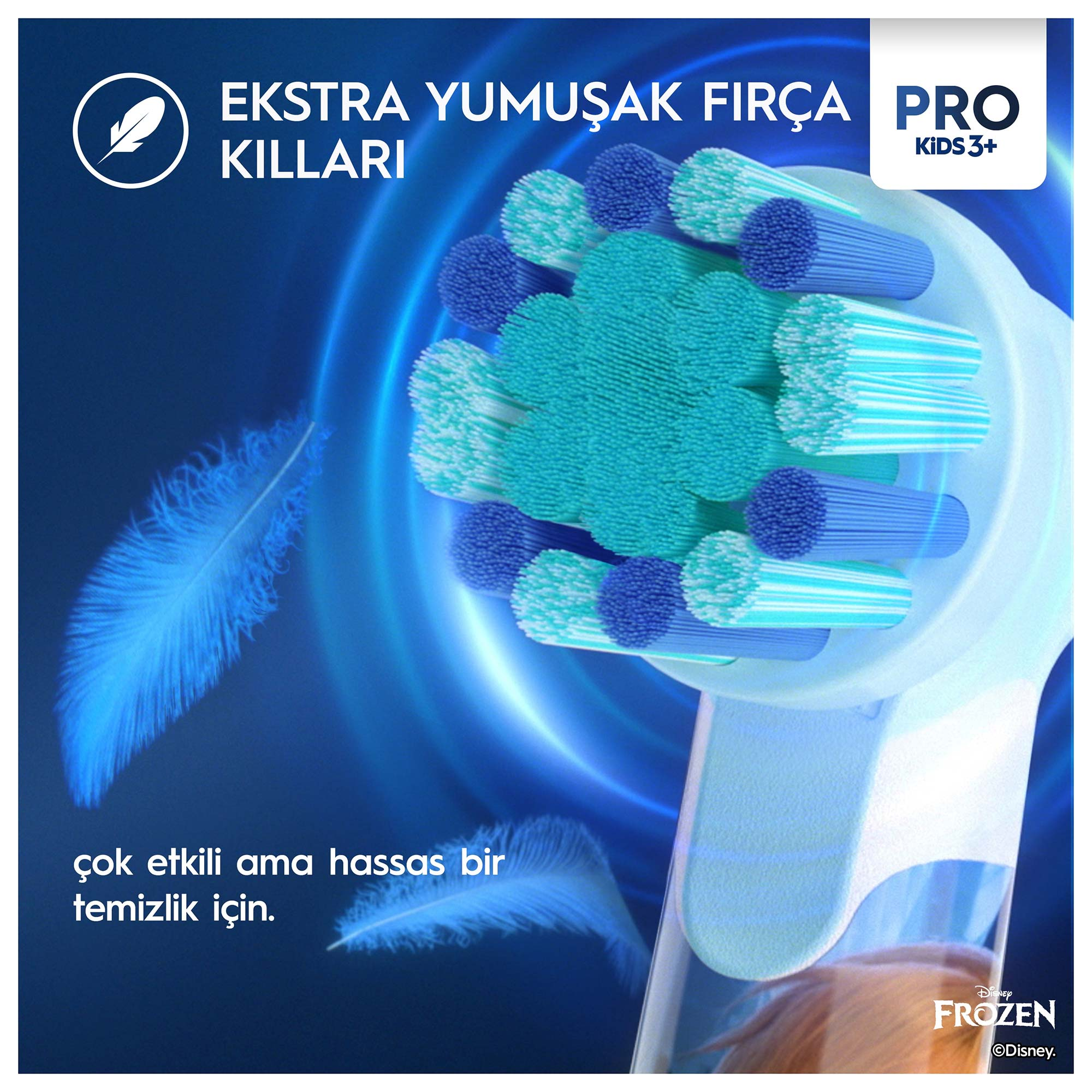 Elektrikli diş fırçası başlığının yakın çekimi, mavi ve beyaz kıllar, Disney Frozen teması.