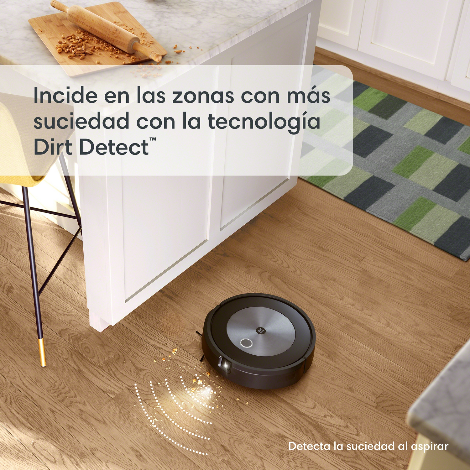 Auriculares de diadema negros, con etiquetas de comparación de tamaño.
