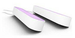 Dwa białe, prostokątne i zakrzywione paski świetlne z fioletową poświatą. Białe tło.