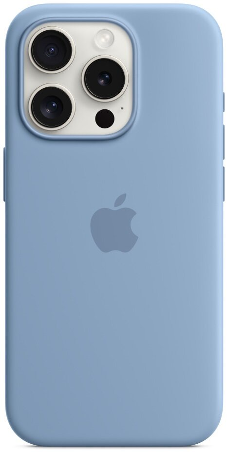 Zbliżenie na jasnoniebieskie etui na iPhone'a z trzema obiektywami aparatu i logo Apple z tyłu.
