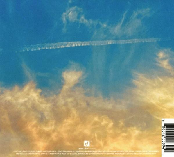 Albumcover mit blauem Himmel, Wolken und Sonnenstrahlen. Text und Logo unten.