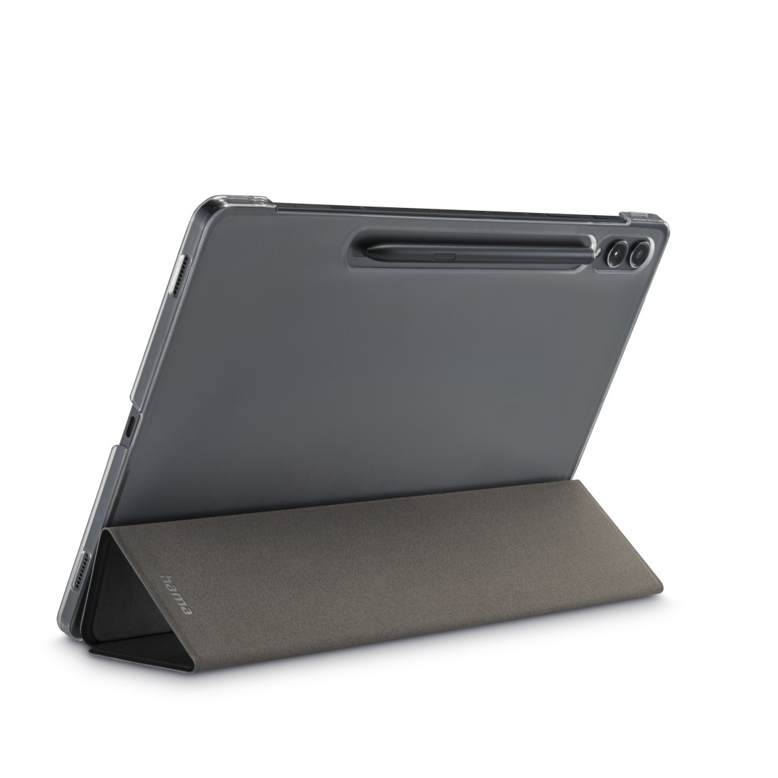 Tablet in einer Hülle, offen, mit Stift, auf einer Oberfläche abgestützt.