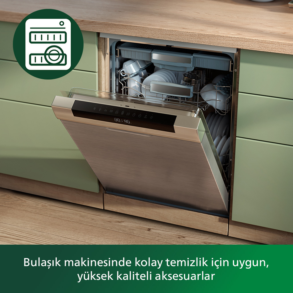 Açık kapılı bulaşık makinesi, tabak ve bardaklarla dolu. Yeşil ve ahşap dekor.