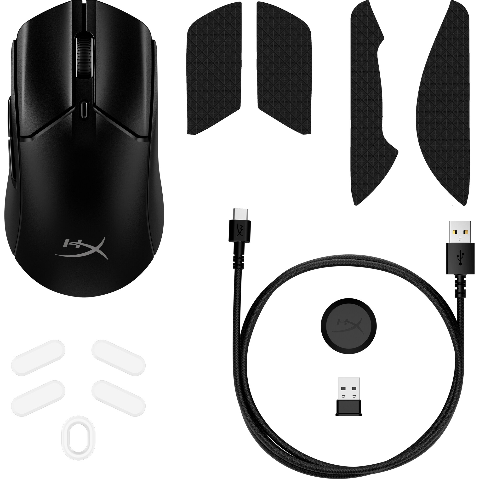 Siyah oyun faresi ve aksesuarları: kavrama pedleri, ekstra ayaklar ve USB kablosu ve dongle.