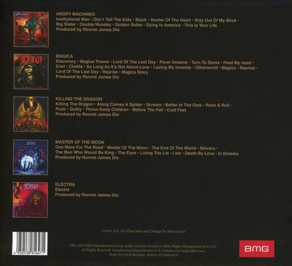 Rückseite eines CD-Albums mit Titellisten und Credits.