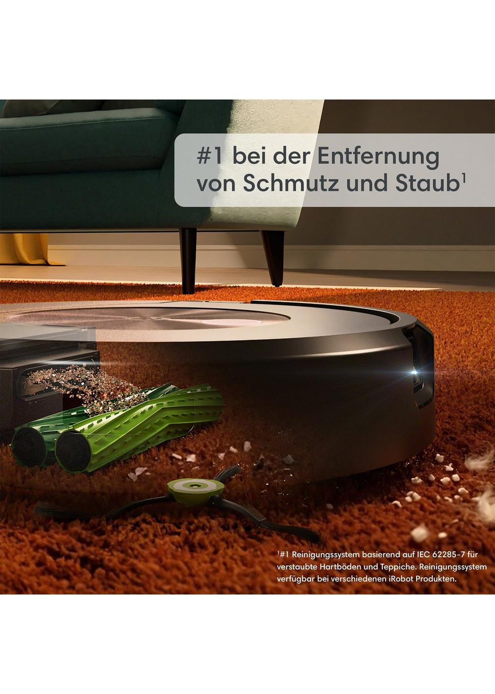 Ein Roboter-Staubsauger auf einem braunen Teppich, der Schmutz aufsaugt. Text: #1 Reinigung.