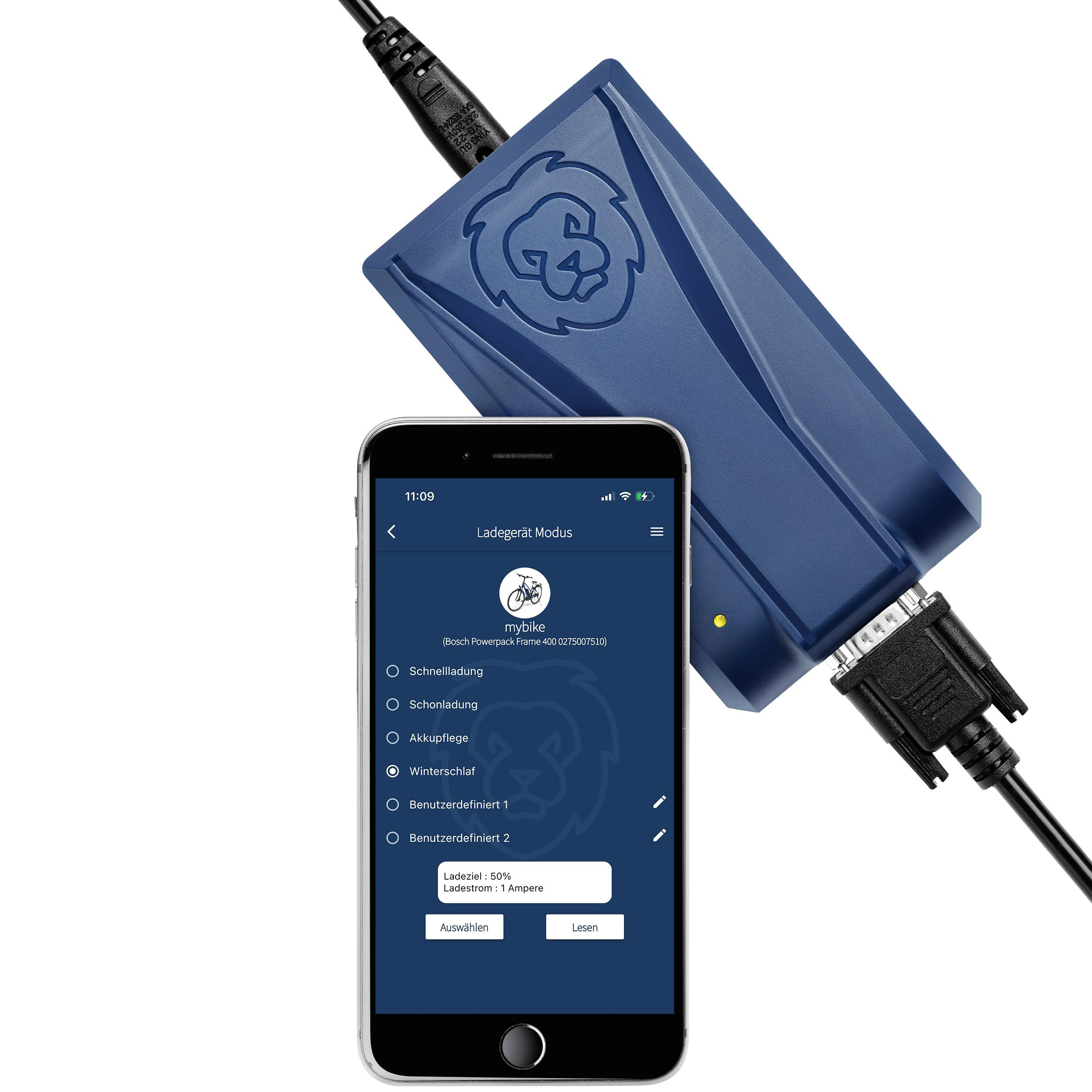 Telefon mit Ladegerät und Gerät. Das Telefon zeigt eine Fahrrad-Ladeschnittstelle auf dem Bildschirm.