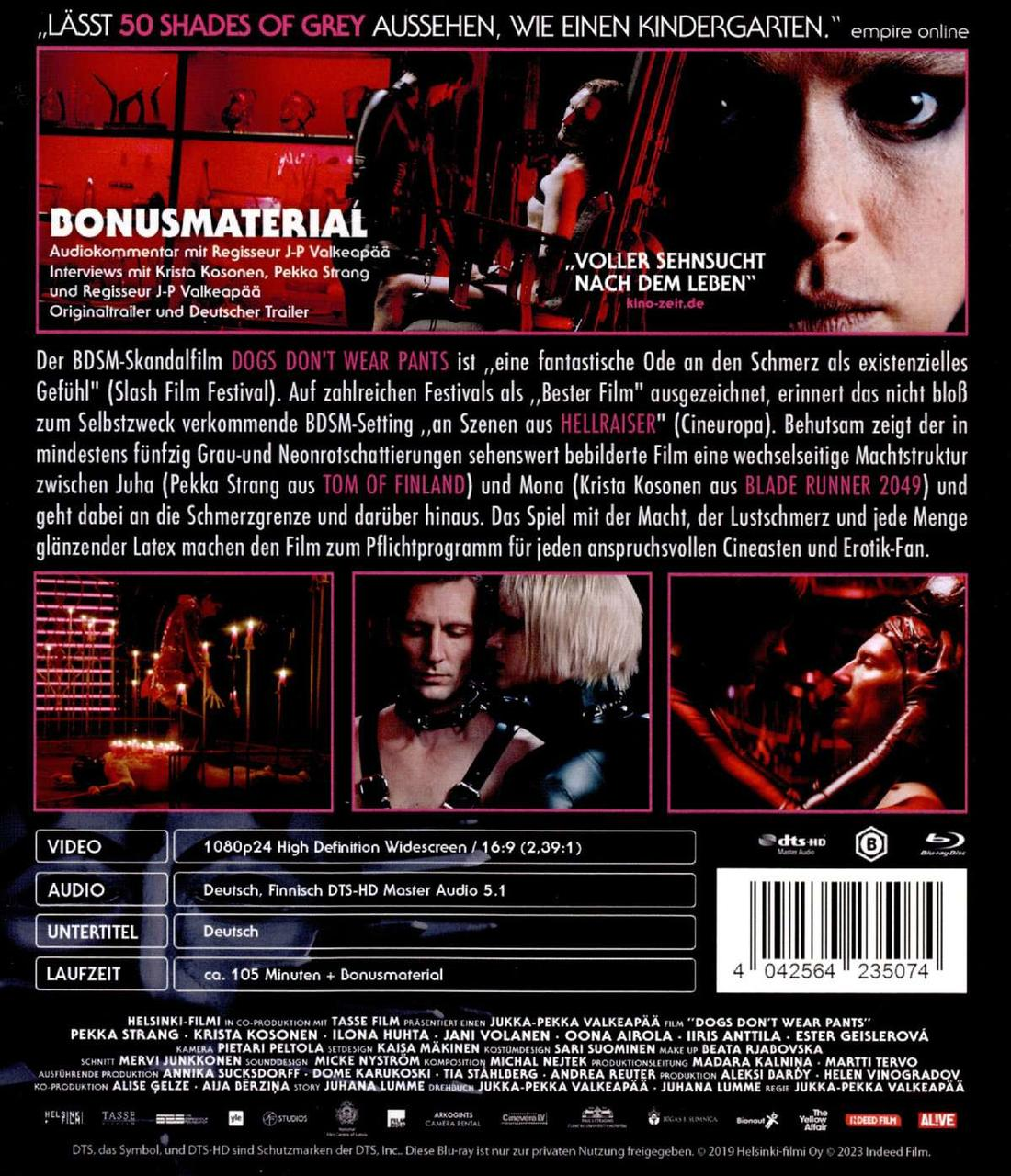 Rückseite des Films 'Dogs Don't Wear Pants'. Sie hat Text, Bilder und ein Blu-ray-Logo.