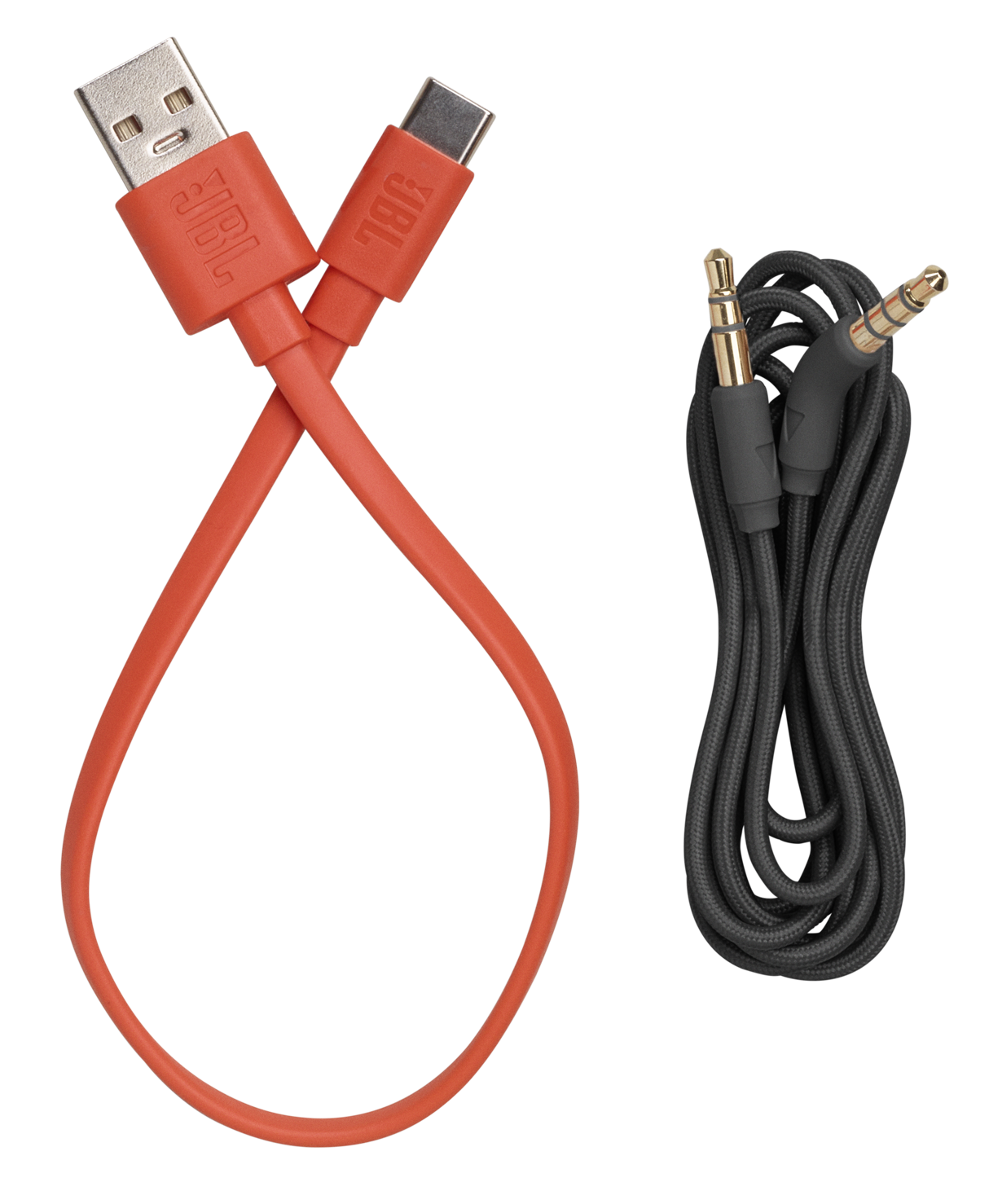 Orangefarbene USB- und USB-C-Kabel mit JBL-Branding und ein schwarzes Aux-Kabel.