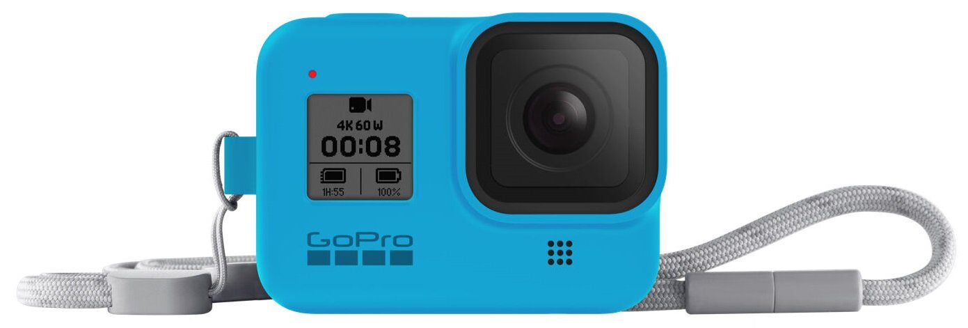 Niebieska kamera GoPro z paskiem na nadgarstek. Ekran wyświetla informacje o nagrywaniu.