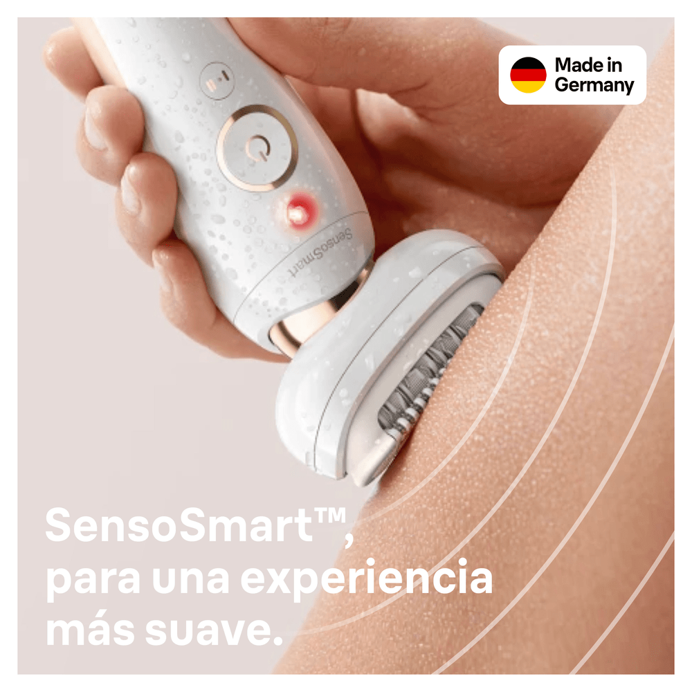 Depiladora blanca en uso, gotas de agua, texto 'SensoSmart' y 'Made in Germany'.