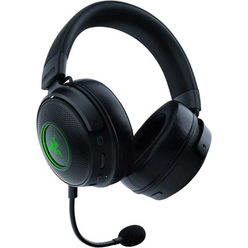 Auriculares Razer negros con micrófono. Fondo blanco.