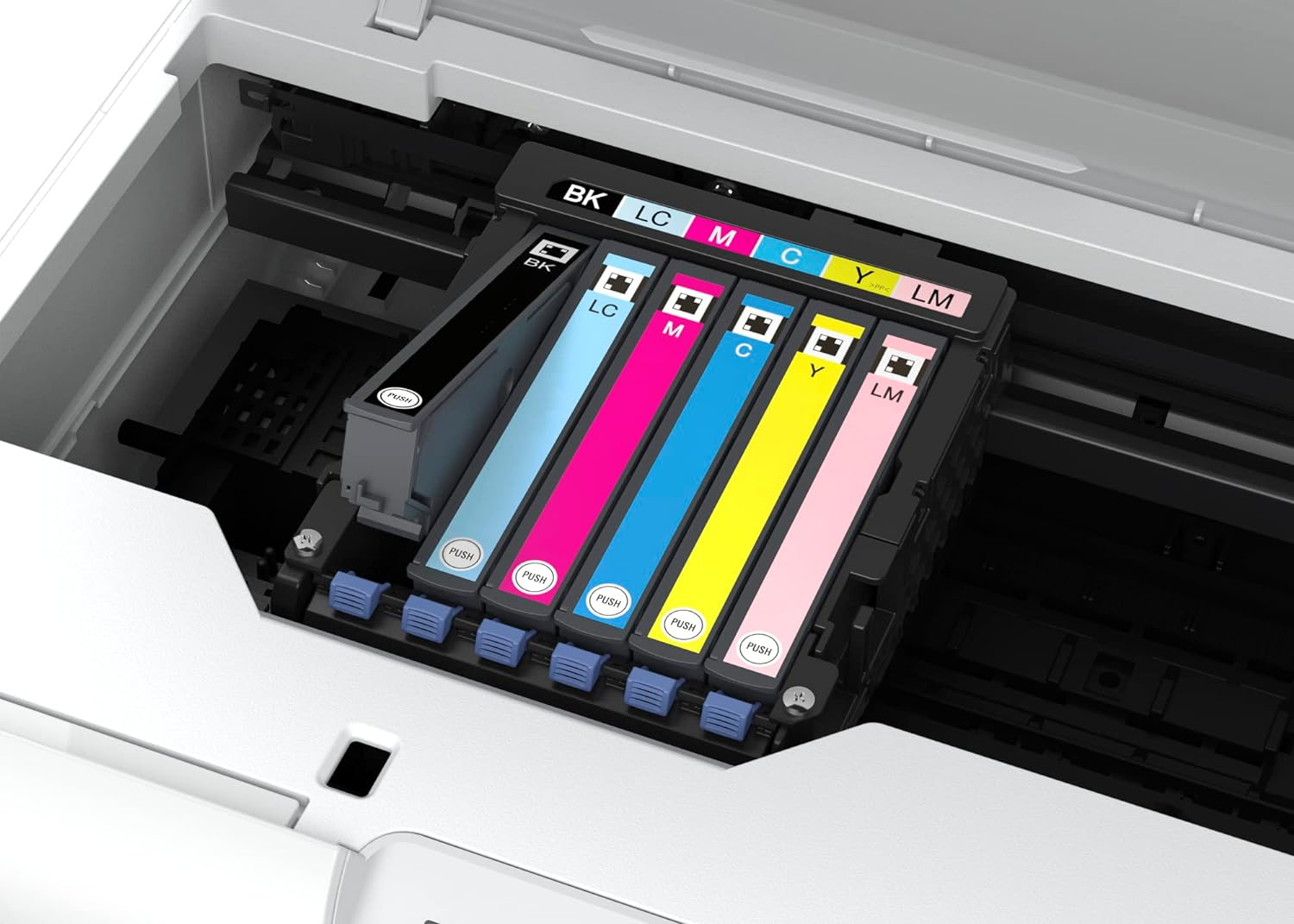 Compartimento de cartuchos de impresora con cartuchos de tinta multicolores.