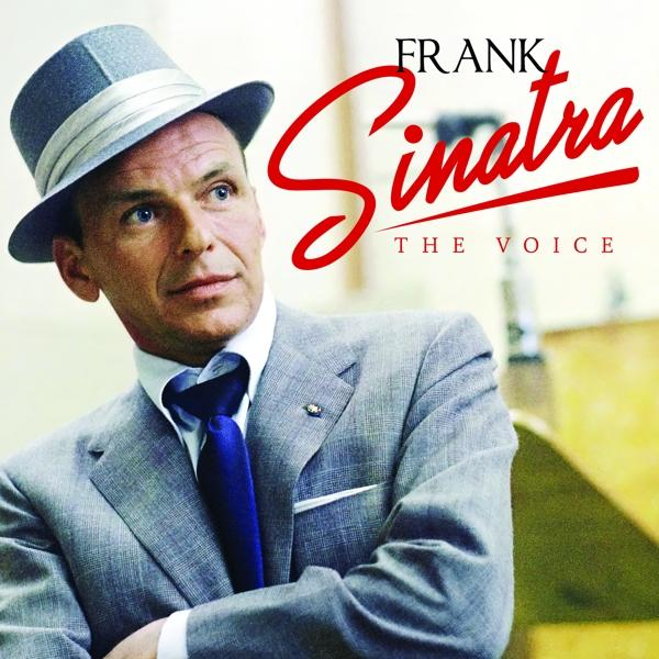 Frank Sinatra szürke öltönyben és fedorában. Balra néz. A háttér elmosódott.
