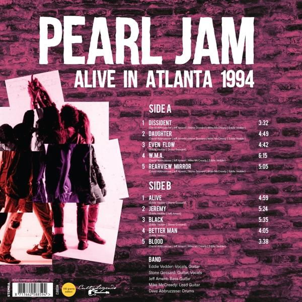 A Pearl Jam album hátlapja, a zenekar tagjaival és a dalok címeivel.