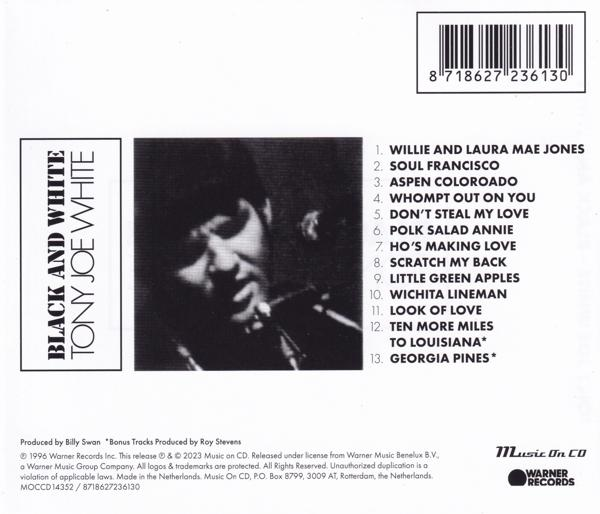 Rückseite einer CD-Hülle mit Text, einem Schwarz-Weiß-Foto eines Mannes und einer Titelliste.