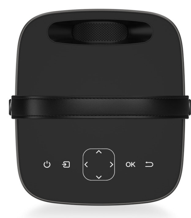 Czarny, prostokątny projektor ze skórzanym paskiem i przyciskami sterowania. Na górze znajduje się głośnik.