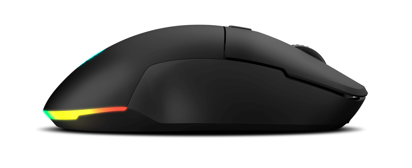 Ratón gaming negro con bordes iluminados. Bordes brillan con varios colores sobre fondo negro.