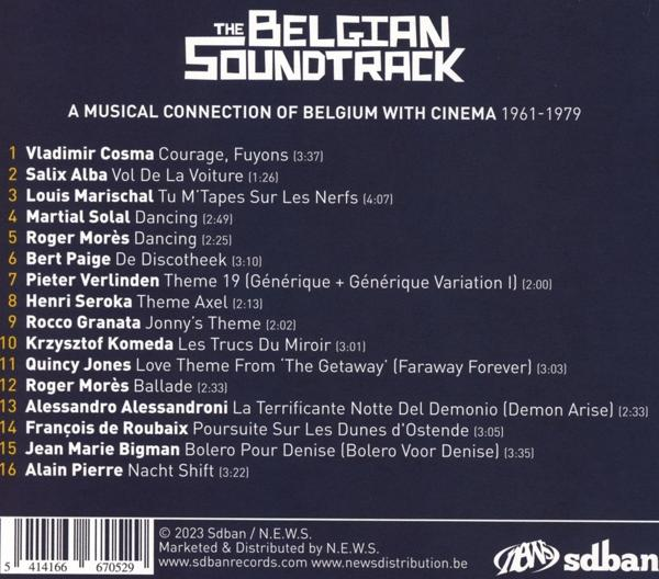 Rückseite einer Musik-CD mit Titellisten und Logo. Weißer Hintergrund.