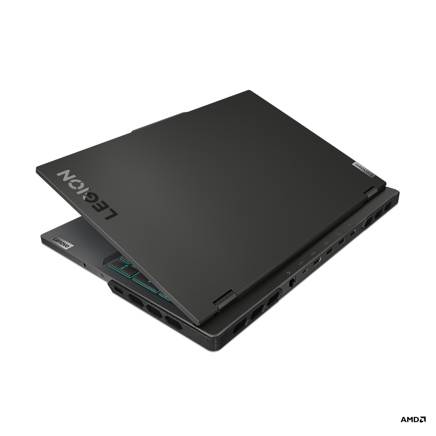 Zwarte laptop met het woord LEGION erop.
