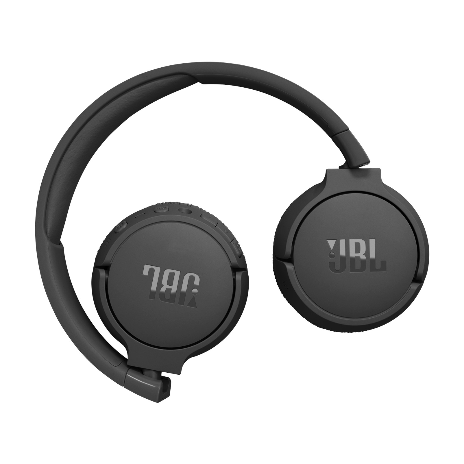Siyah JBL kulaklık, katlanmış. Kulaklıkların üzerinde JBL logosu var.